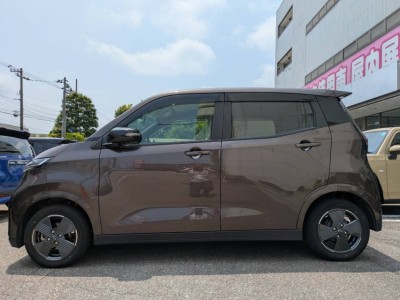 ニッサン サクラ 8枚目