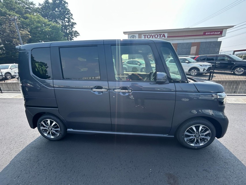 ホンダ N BOX 30枚目
