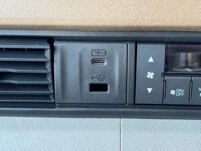 ホンダ N BOX 31枚目
