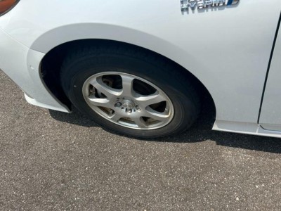 トヨタ プリウス 22枚目