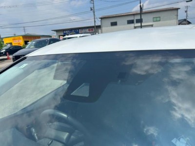 トヨタ プリウス 8枚目