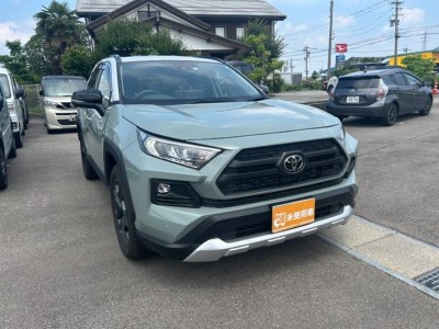 トヨタ RAV4 3枚目