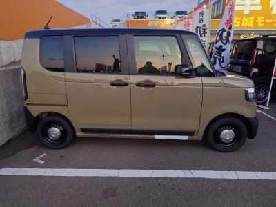 ホンダ N BOX 3枚目