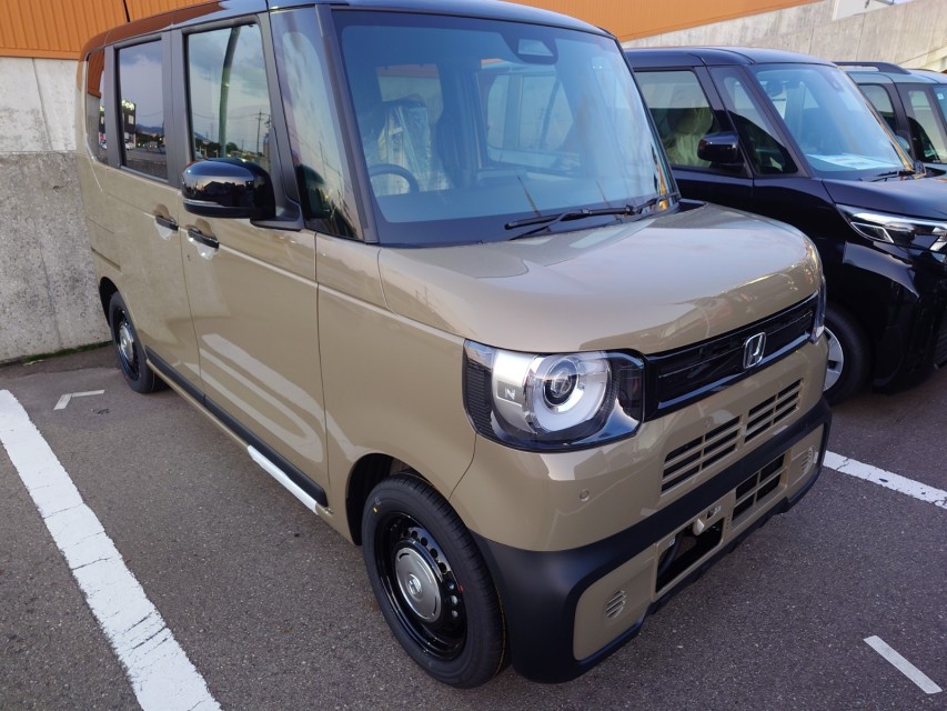 ホンダ N BOX 4枚目