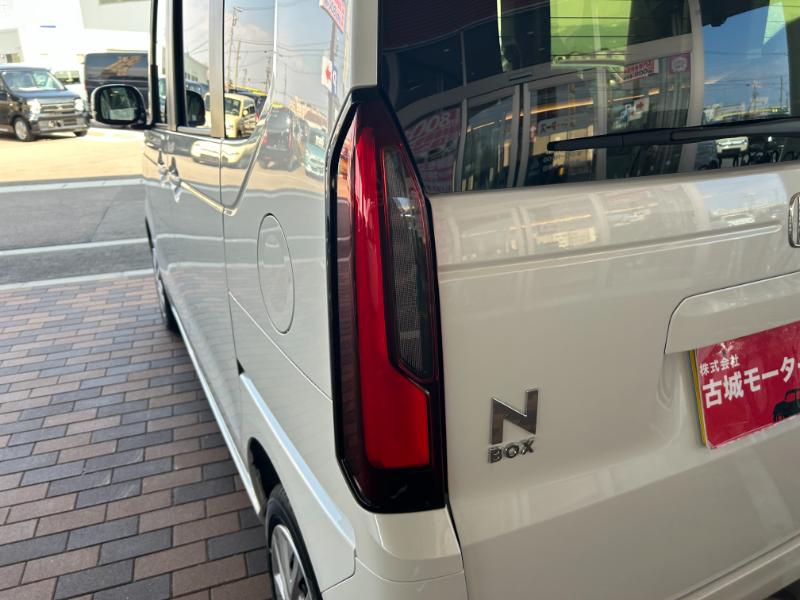 ホンダ N BOX 4WD 13枚目