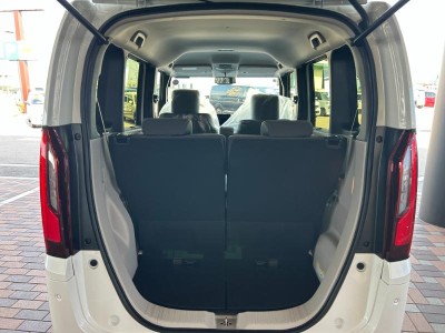 ホンダ N BOX 4WD 14枚目