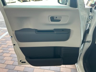 ホンダ N BOX 4WD 22枚目