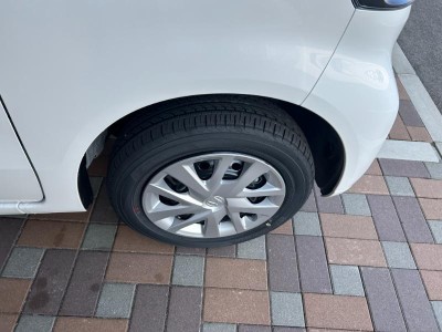 ホンダ N BOX 4WD 27枚目