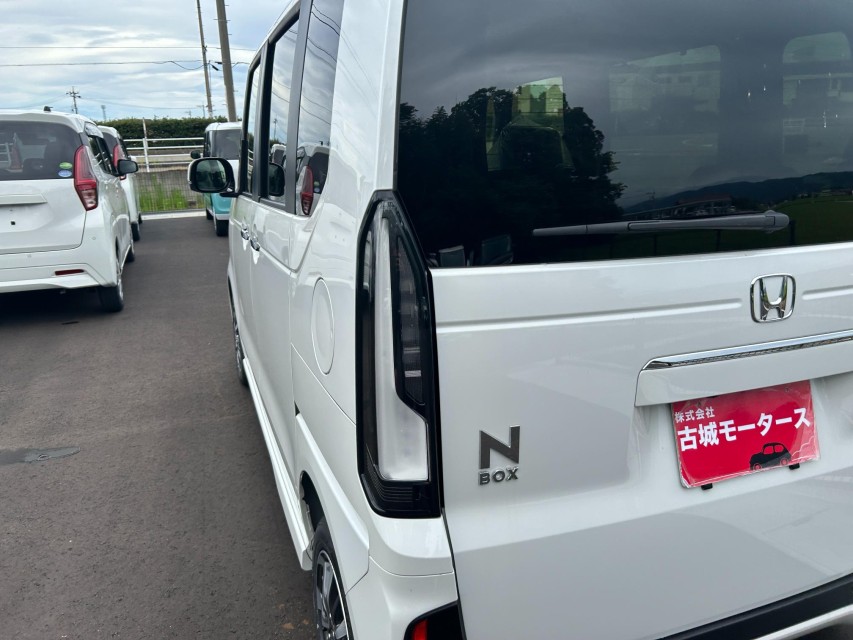 ホンダ N BOX 13枚目