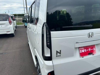 ホンダ N BOX 13枚目