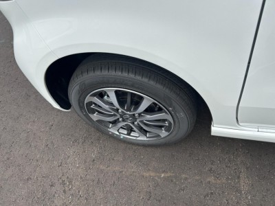 ホンダ N BOX 25枚目
