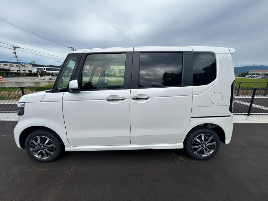 ホンダ N BOX 28枚目