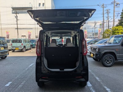 三菱 eKスペース 13枚目