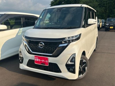 ニッサン ルークス
