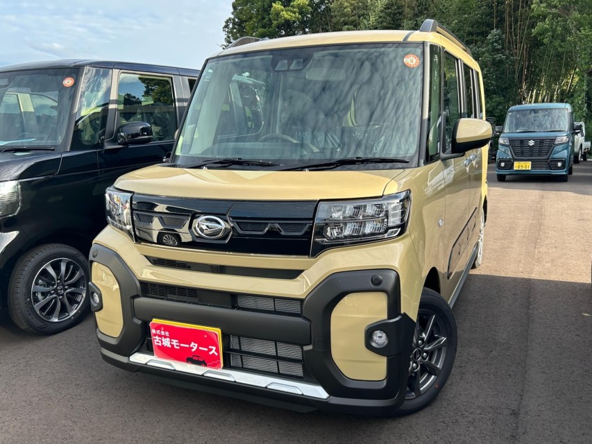 ダイハツ タントファンクロス 1枚目