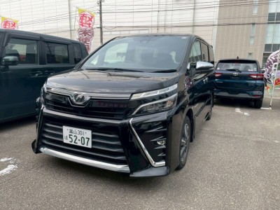 トヨタ ヴォクシー