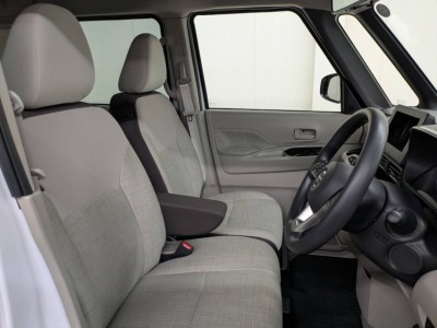 ニッサン ルークス 2枚目