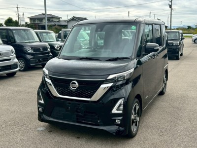 ニッサン ルークス