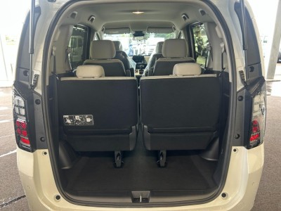 ホンダ フリード 12枚目