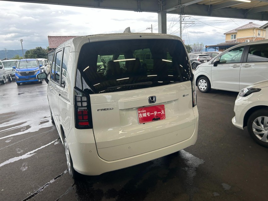ホンダ フリード 7枚目