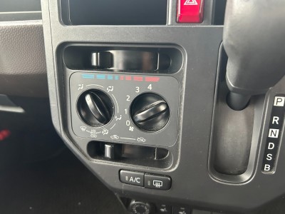 トヨタ ルーミー 29枚目