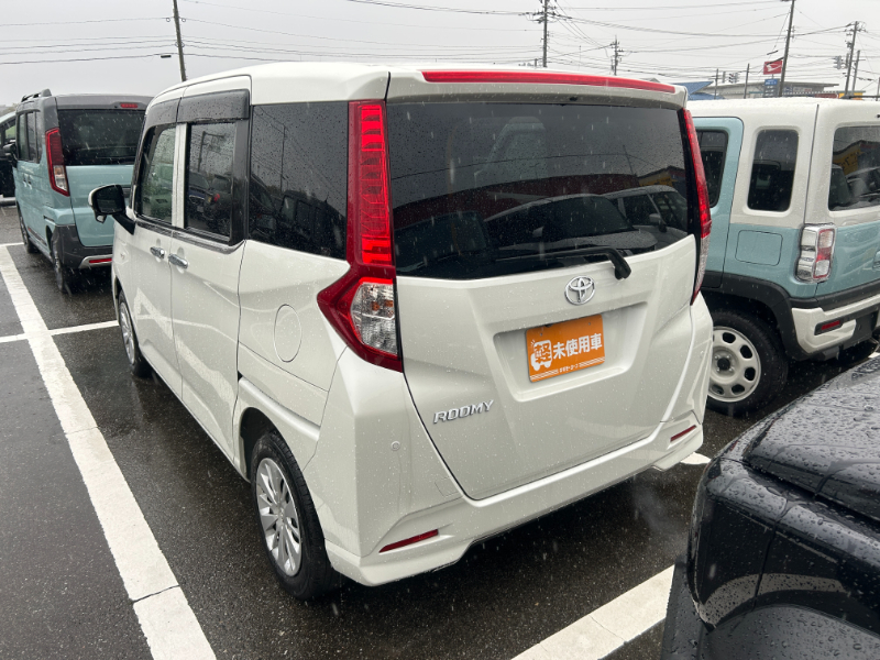 トヨタ ルーミー 10枚目