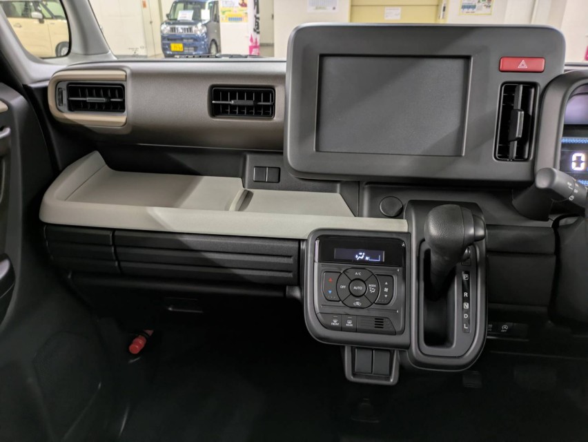 スズキ スペーシア 20枚目