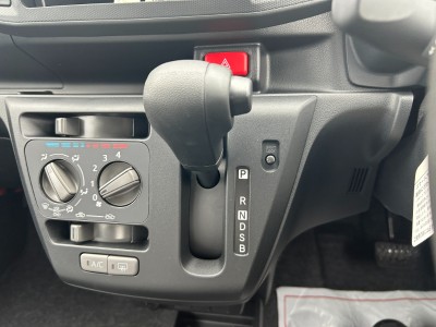 ダイハツ ミライース 37枚目