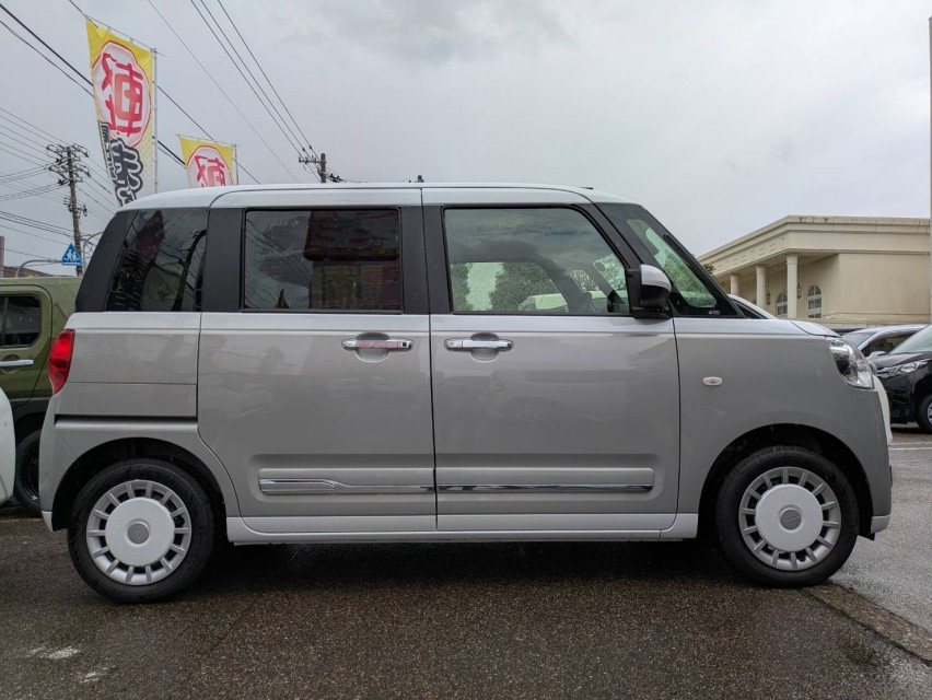 ダイハツ ムーヴキャンバス 7枚目