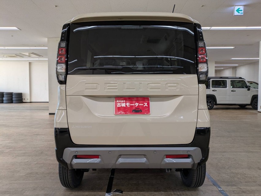 三菱 デリカミニ 12枚目