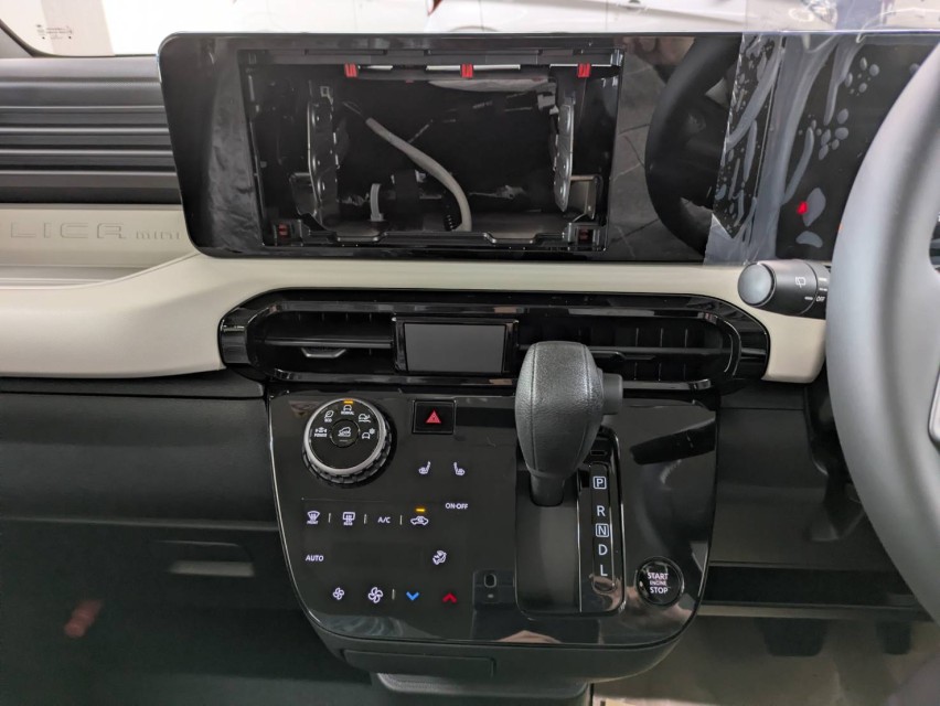 三菱 デリカミニ 41枚目