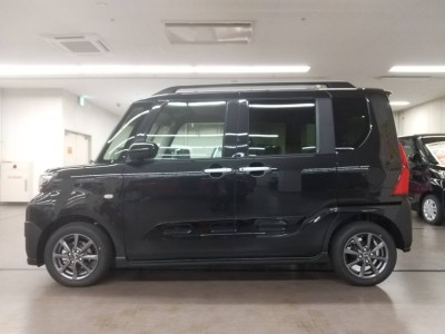 ダイハツ タントファンクロス 5枚目
