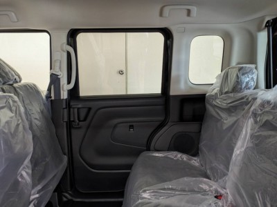 三菱 デリカミニ 19枚目