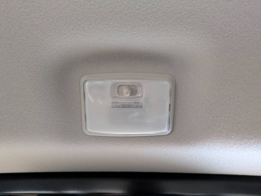 三菱 デリカミニ 26枚目