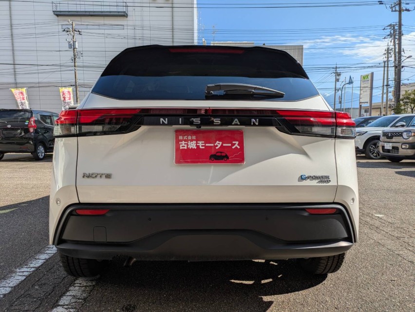 ニッサン ノート 12枚目