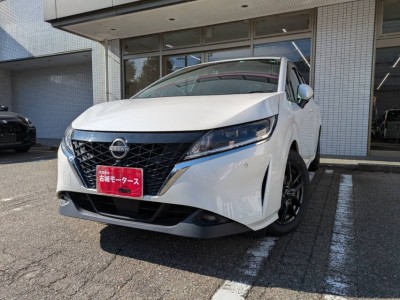 ニッサン ノート 4枚目