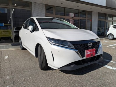 ニッサン ノート 6枚目