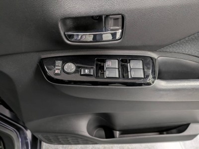 ニッサン ルークス 32枚目