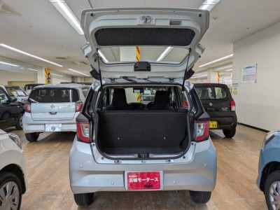 ダイハツ ミライース 13枚目