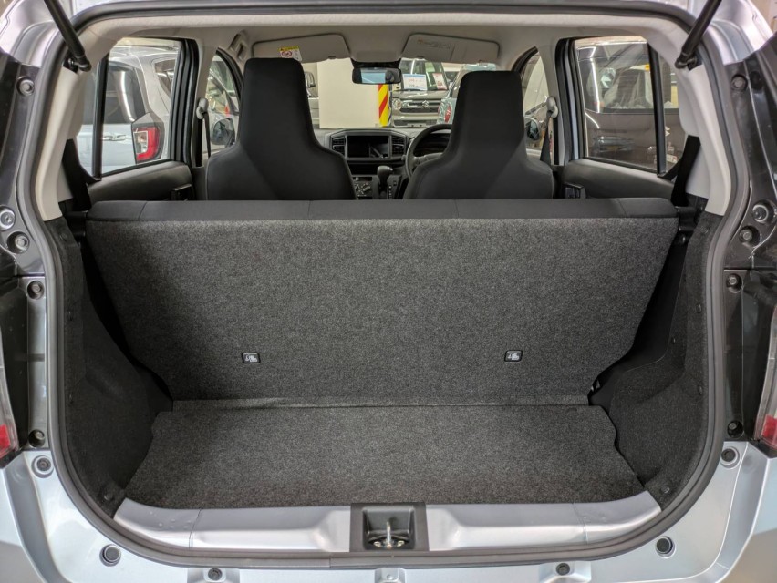 ダイハツ ミライース 14枚目