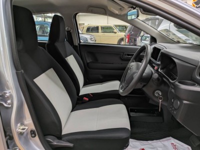 ダイハツ ミライース 20枚目