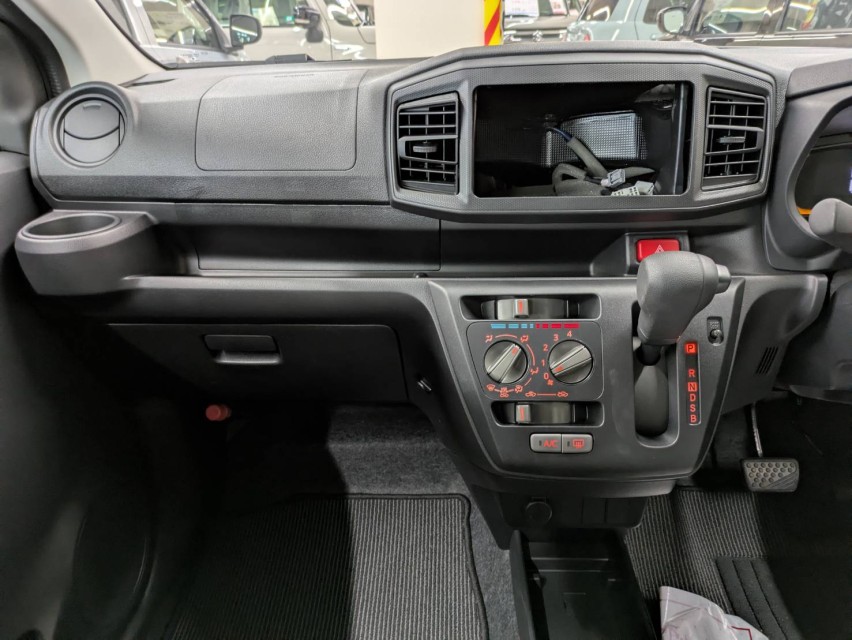 ダイハツ ミライース 24枚目