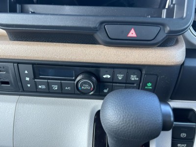 ホンダ N BOX 18枚目