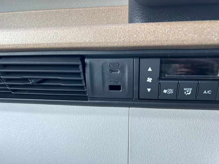 ホンダ N BOX 19枚目