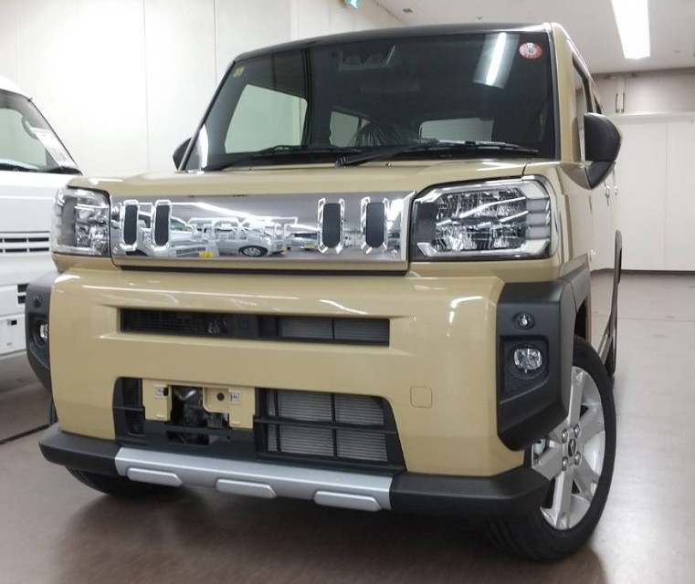 ダイハツ タフト 3枚目