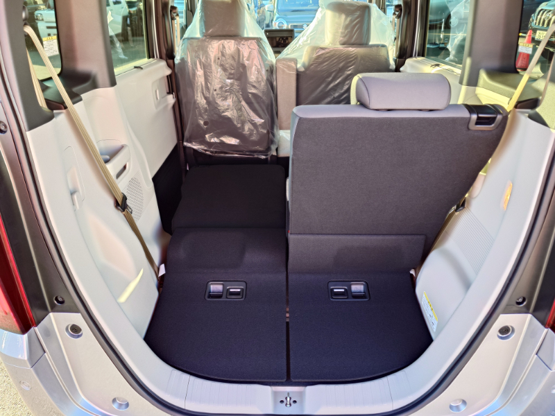 ホンダ N BOX 11枚目