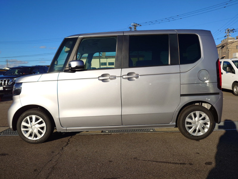 ホンダ N BOX 3枚目