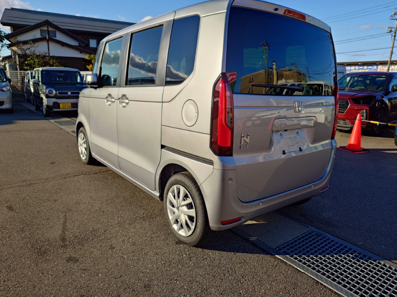 ホンダ N BOX 4枚目