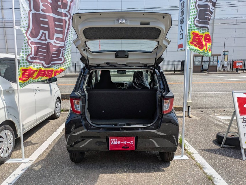 ダイハツ ミライース 13枚目