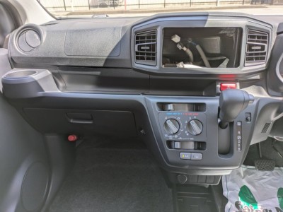 ダイハツ ミライース 22枚目